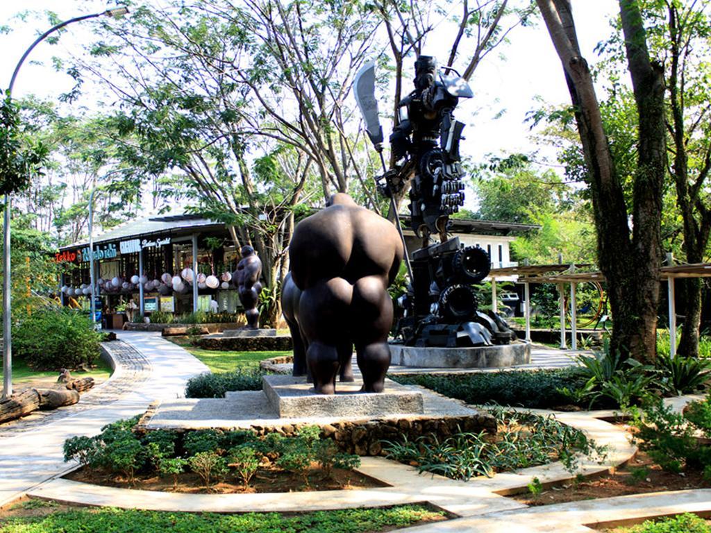 Harris Hotel Sentul City Bogor Dış mekan fotoğraf