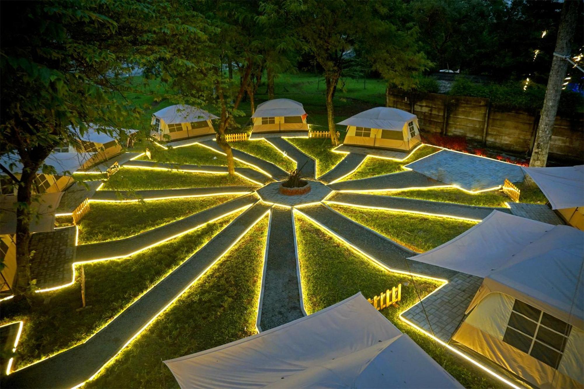 Harris Hotel Sentul City Bogor Dış mekan fotoğraf