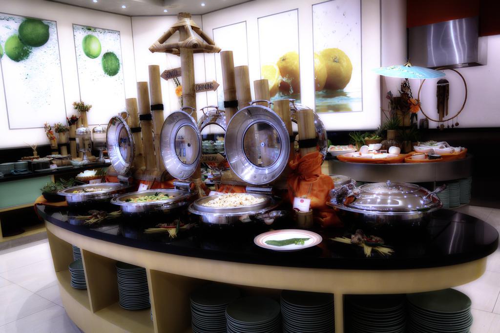 Harris Hotel Sentul City Bogor Dış mekan fotoğraf