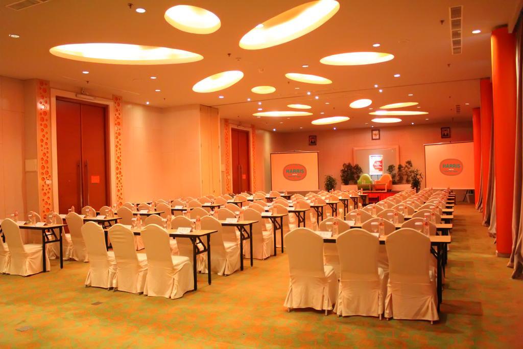 Harris Hotel Sentul City Bogor Dış mekan fotoğraf