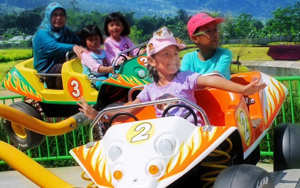Harris Hotel Sentul City Bogor Dış mekan fotoğraf